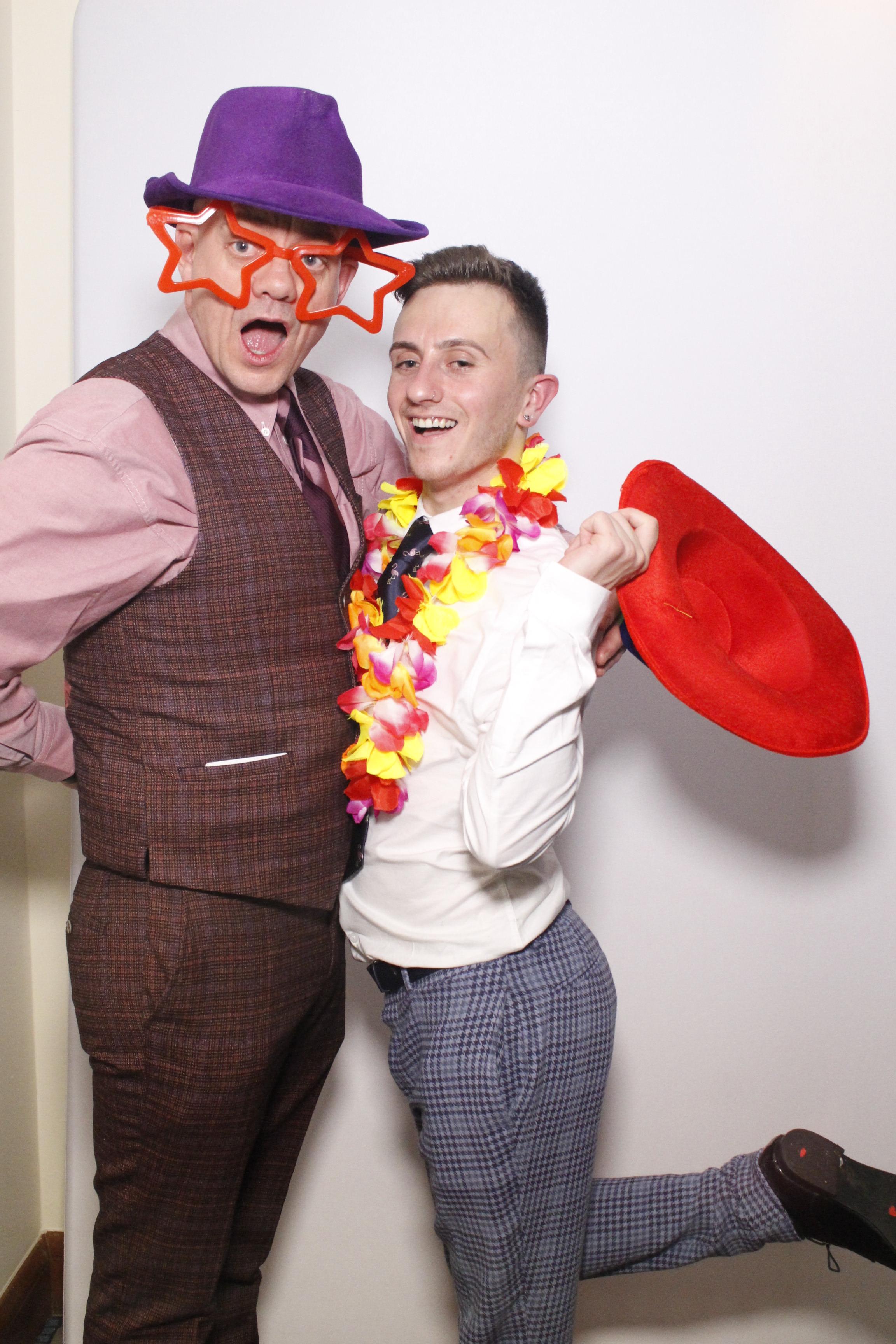 Luke & Emily's Wedding | View more photos from the event at gallery.myphotoboothexperience.co.uk/u/MyPhotoBoothExperienceLtd/Luke-Emilys-Wedding